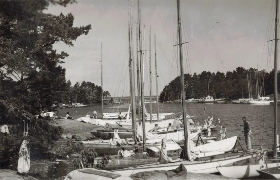 Haj-båtar i Sandhamn 1955